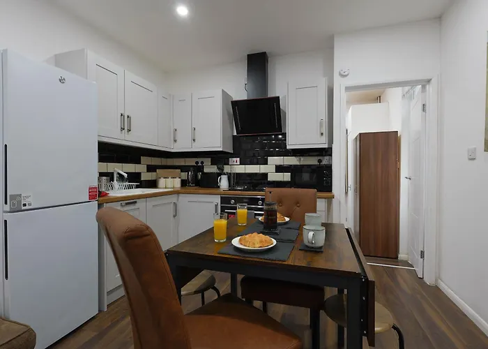 Stylish Apartment In City Centre - Walk Everywhere